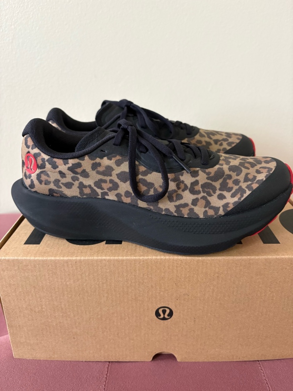 Lululemon Women’s Split Shift Running Shoe Women’s 6.5